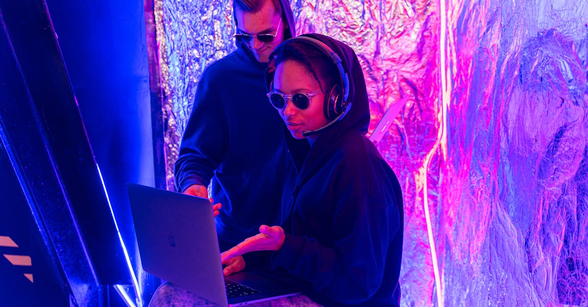 阿里云国际站实名账号:智蜂app详情下载教程