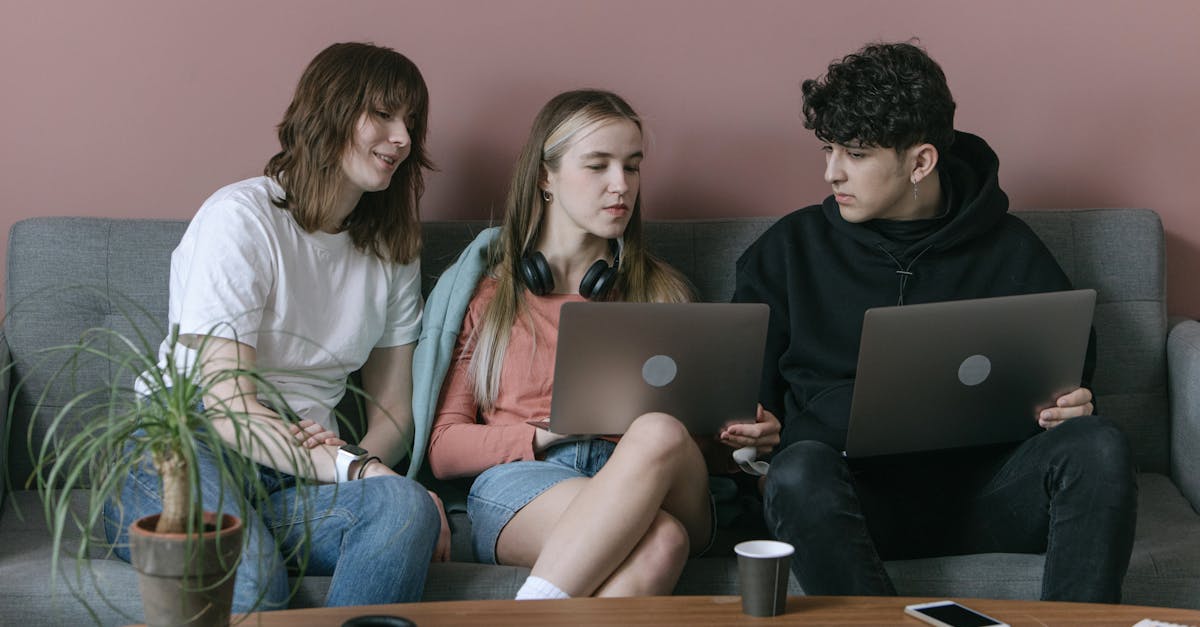 缅甸忠告图七星蓝莓：快递代理平台开户