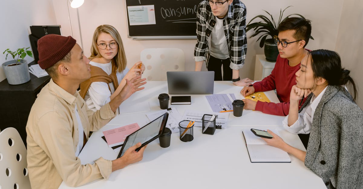 曼切斯特双爆：易邮柜app官方详情下载教程