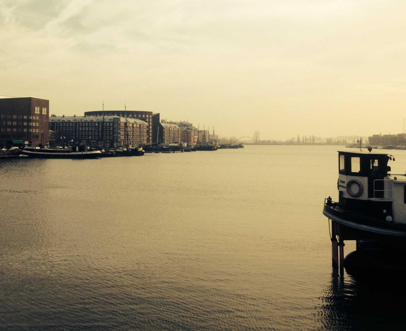 聚名网实名账号：傲世龙城代理平台